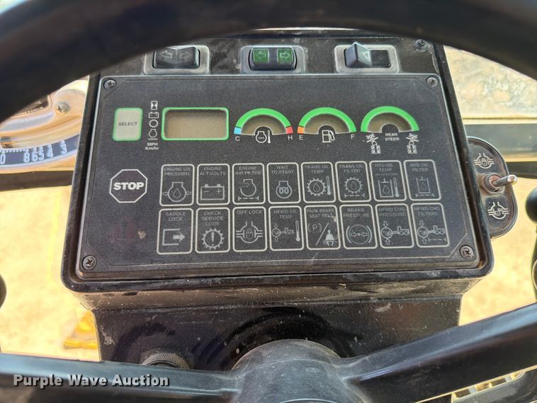 image for item DQ0081 2002 John Deere 772CH Series II motor grader