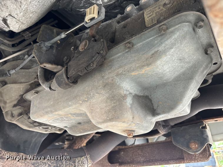 image for item DU6256 2003 Ford F350 Super Duty  dump bed pickup truck