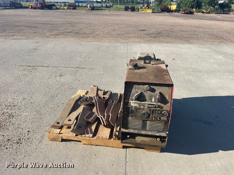image for item DY2976 Lincoln Electric Ranger 8 welder/generator