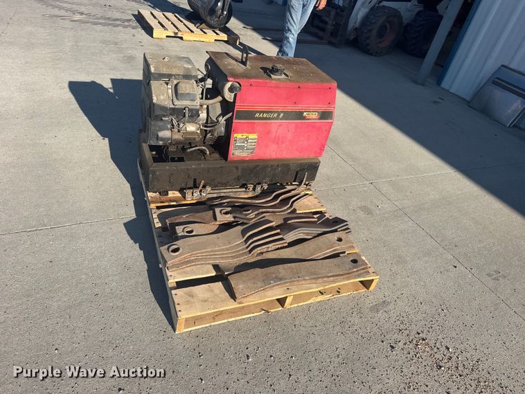 image for item DY2976 Lincoln Electric Ranger 8 welder/generator