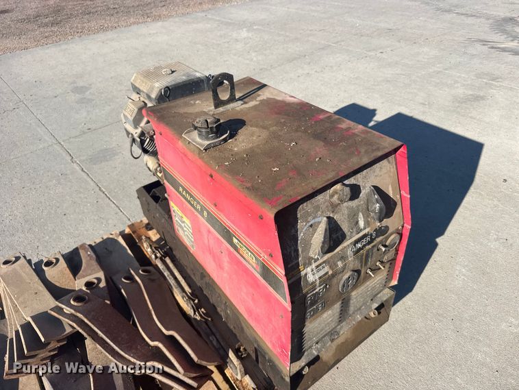 image for item DY2976 Lincoln Electric Ranger 8 welder/generator