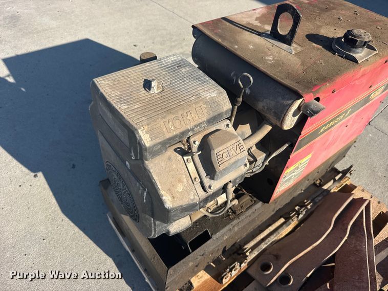 image for item DY2976 Lincoln Electric Ranger 8 welder/generator