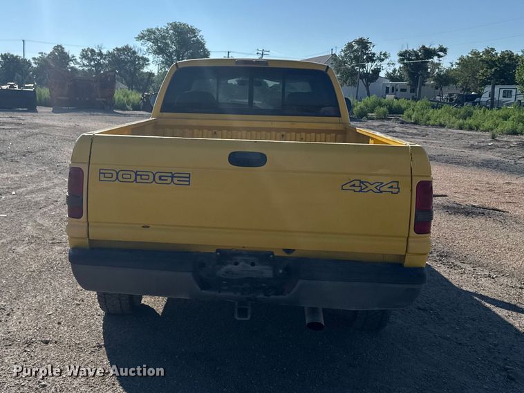 image for item DY2977 1999 Dodge Ram 1500 Ext. Cab pickup truck