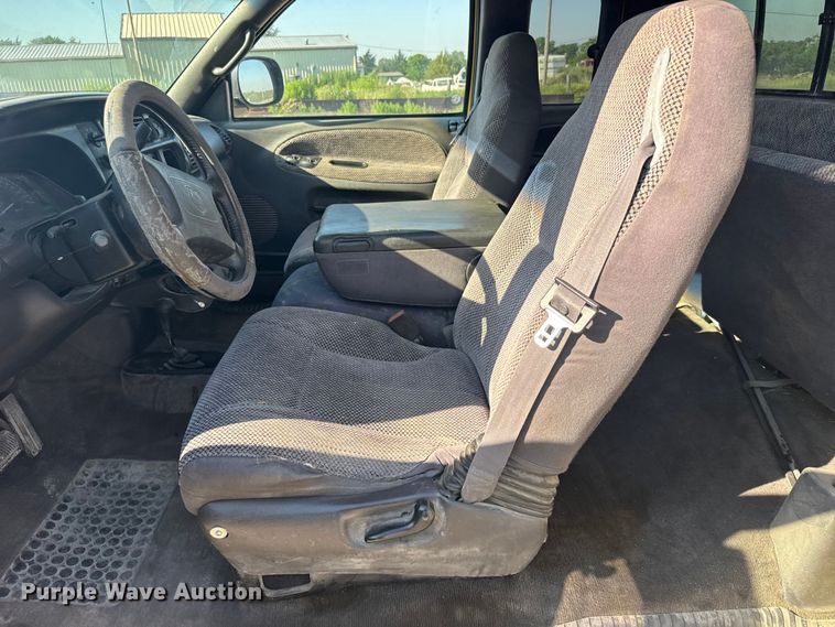 image for item DY2977 1999 Dodge Ram 1500 Ext. Cab pickup truck