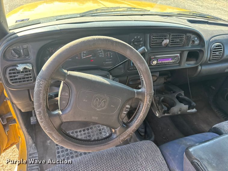 image for item DY2977 1999 Dodge Ram 1500 Ext. Cab pickup truck