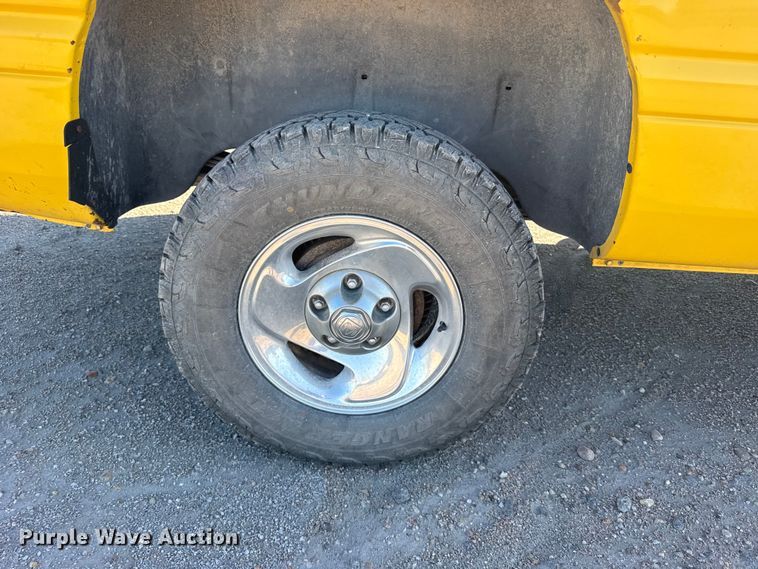 image for item DY2977 1999 Dodge Ram 1500 Ext. Cab pickup truck