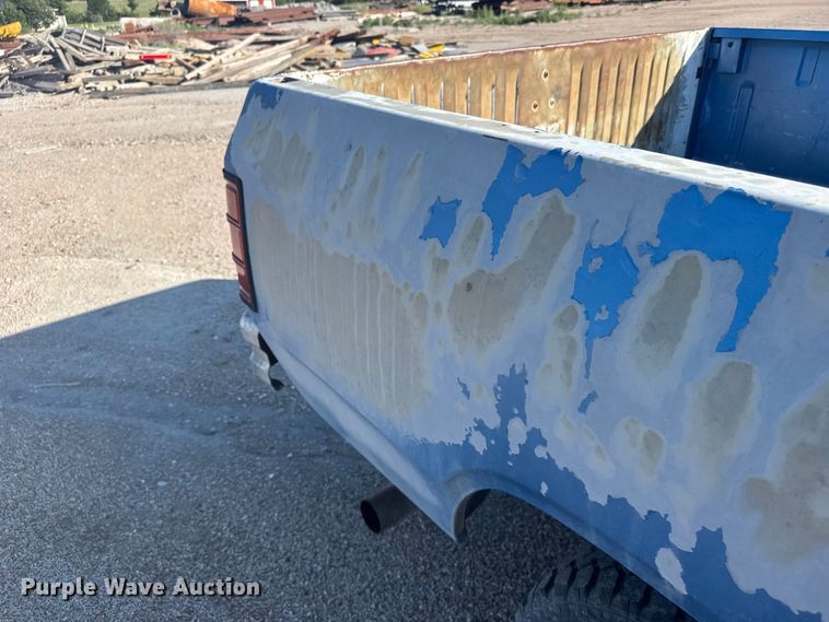image for item DY2978 1990 Dodge 150 pickup truck