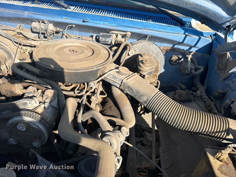 image for item DY2978 1990 Dodge 150 pickup truck