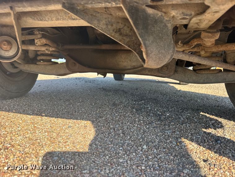 image for item DY2978 1990 Dodge 150 pickup truck