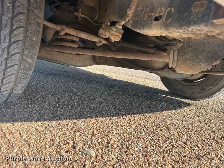 image for item DY2978 1990 Dodge 150 pickup truck