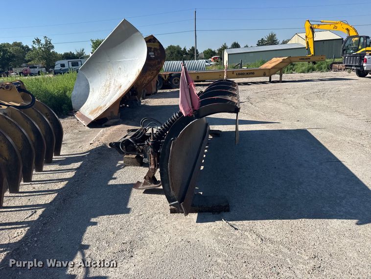 image for item DY2982 Monroe 00012575 plow