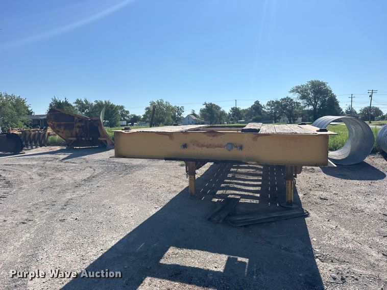 image for item DY2985 1986 Load King PCS352 drop deck equipment trailer