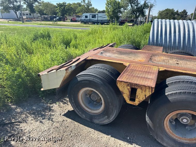 image for item DY2985 1986 Load King PCS352 drop deck equipment trailer