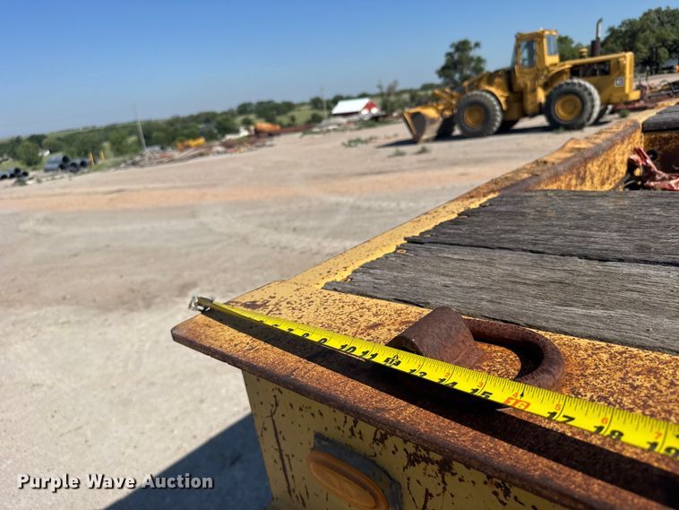 image for item DY2985 1986 Load King PCS352 drop deck equipment trailer