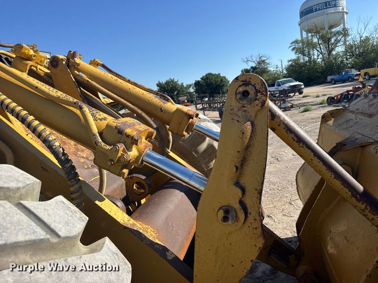 image for item DY2986 1976 Caterpillar 980B wheel loader