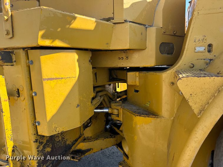 image for item DY2986 1976 Caterpillar 980B wheel loader