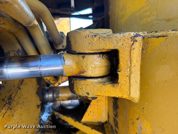 image for item DY2986 1976 Caterpillar 980B wheel loader