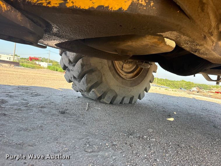 image for item DY2986 1976 Caterpillar 980B wheel loader