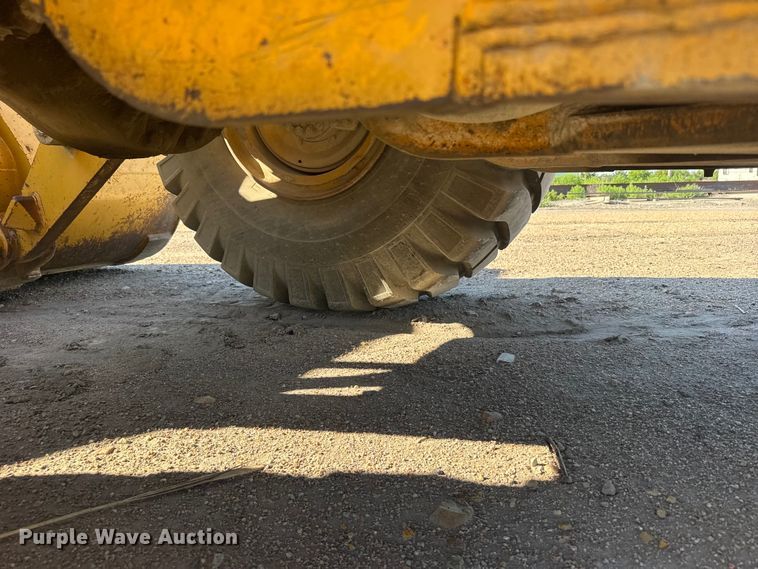 image for item DY2986 1976 Caterpillar 980B wheel loader