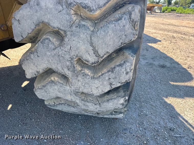 image for item DY2986 1976 Caterpillar 980B wheel loader