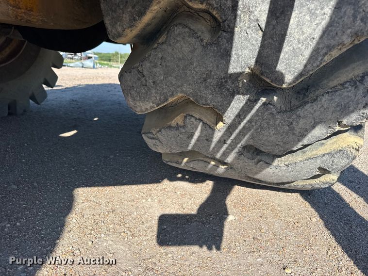 image for item DY2986 1976 Caterpillar 980B wheel loader