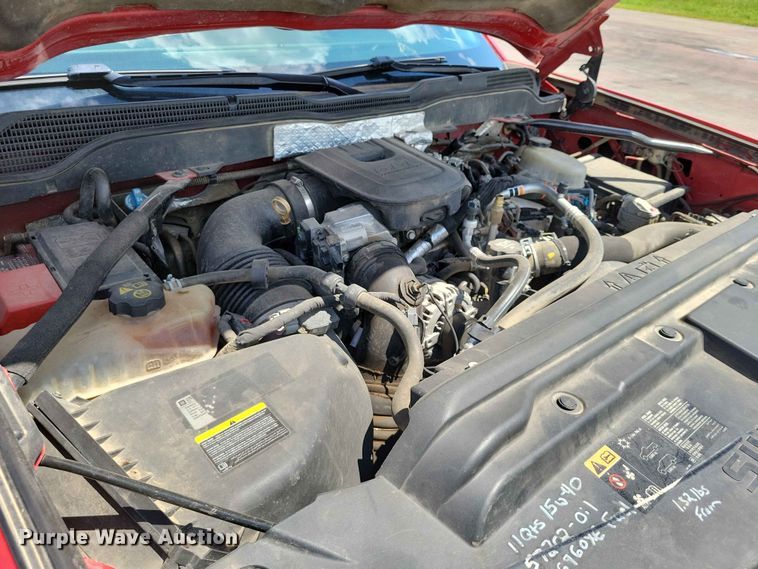 image for item DZ7342 2015 Chevrolet Silverado 3500HD Crew Cab pickup truck