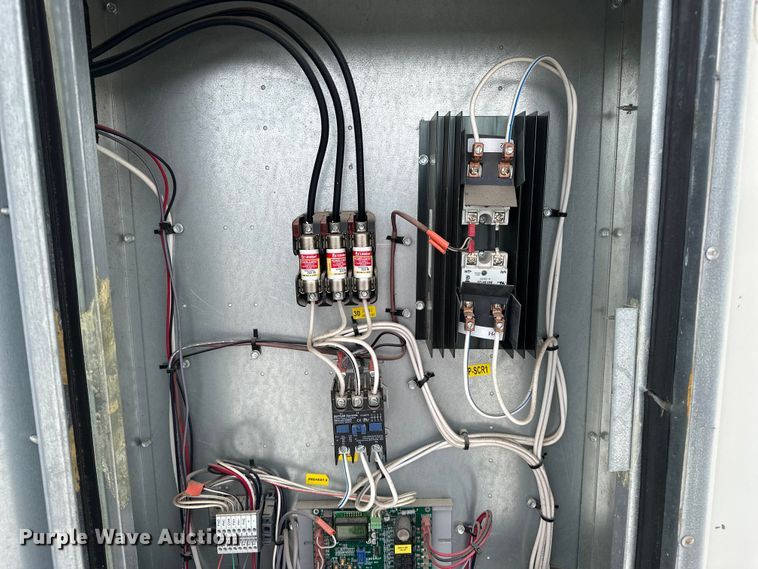 image for item EA4861 AAON RN-020-3-0-E60S-742 AC unit