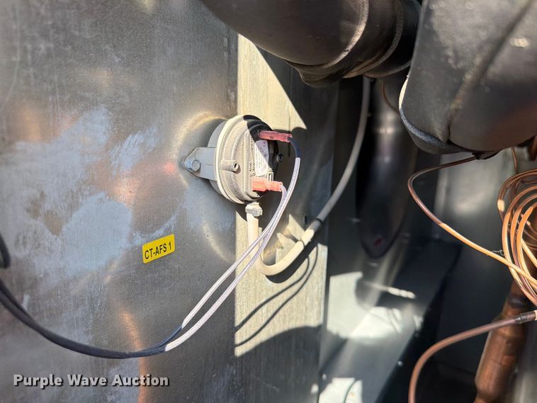image for item EA4861 AAON RN-020-3-0-E60S-742 AC unit