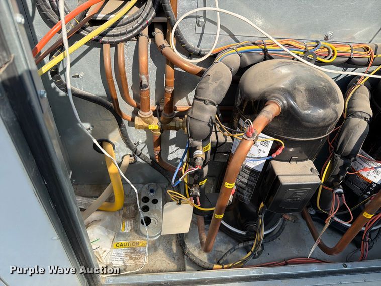 image for item EA4861 AAON RN-020-3-0-E60S-742 AC unit