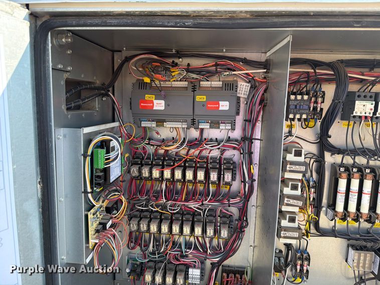 image for item EA4861 AAON RN-020-3-0-E60S-742 AC unit