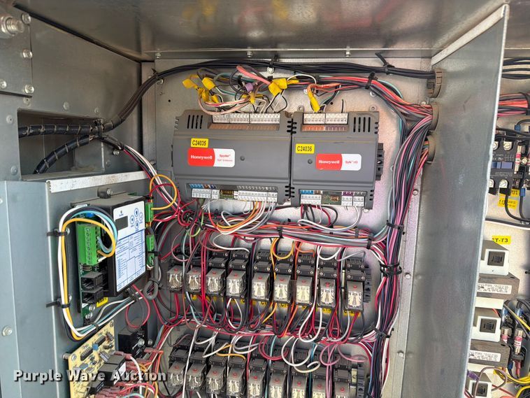 image for item EA4862 AAON RN-018-3-0-E60S-742 AC unit