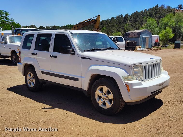 image for item ED0178 2012 Jeep Liberty SUV
