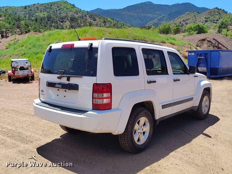 image for item ED0178 2012 Jeep Liberty SUV