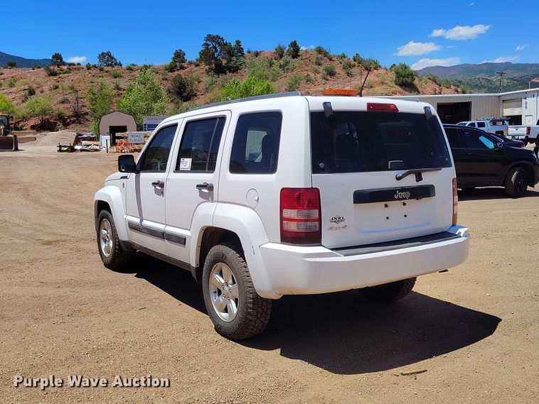 image for item ED0178 2012 Jeep Liberty SUV
