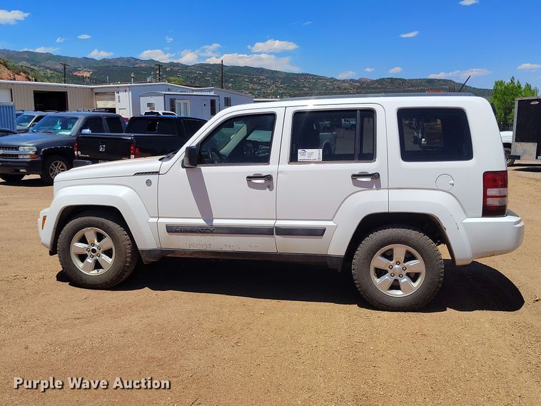 image for item ED0178 2012 Jeep Liberty SUV