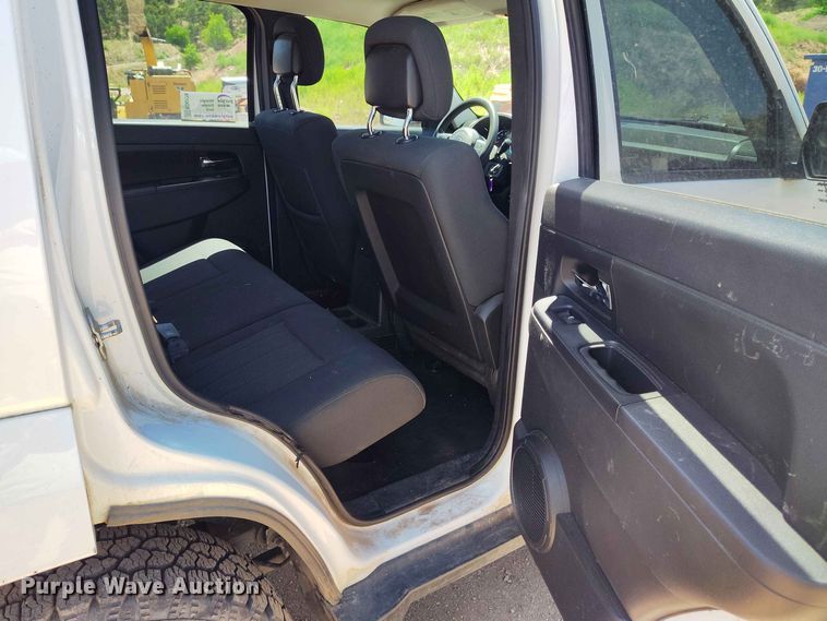 image for item ED0178 2012 Jeep Liberty SUV