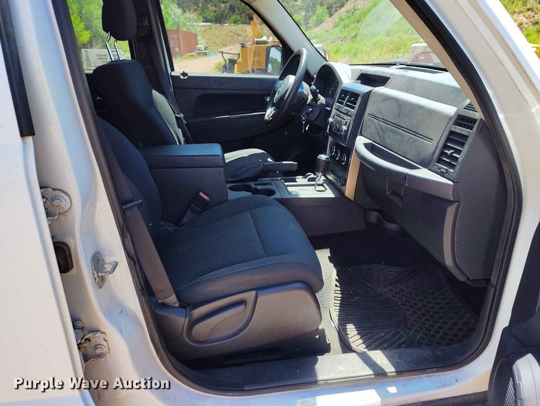 image for item ED0178 2012 Jeep Liberty SUV