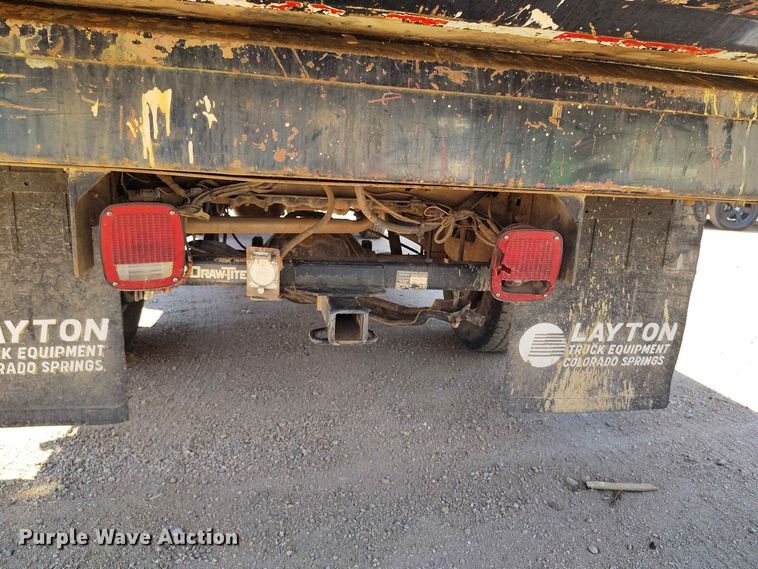image for item ED0179 1992 Ford F350 flatbed pickup truck