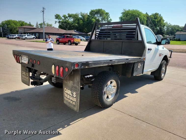 image for item EE1125 2011 Dodge Ram 2500 flatbed pickup truck