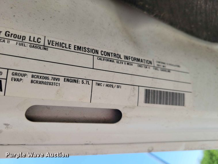 image for item EE1125 2011 Dodge Ram 2500 flatbed pickup truck