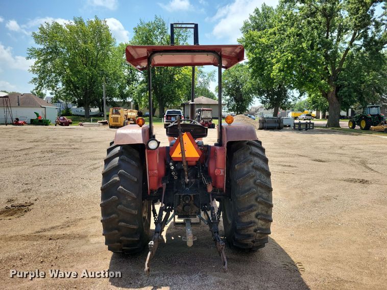 image for item EE1126 1991 Case 695 tractor