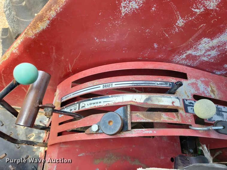 image for item EE1126 1991 Case 695 tractor