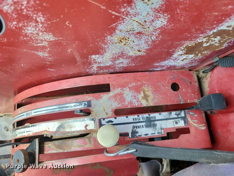 image for item EE1126 1991 Case 695 tractor