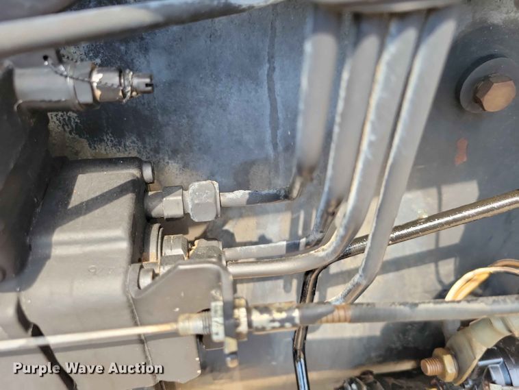 image for item EE1126 1991 Case 695 tractor