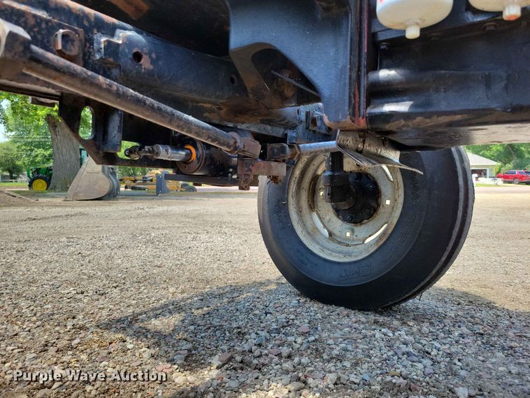 image for item EE1126 1991 Case 695 tractor