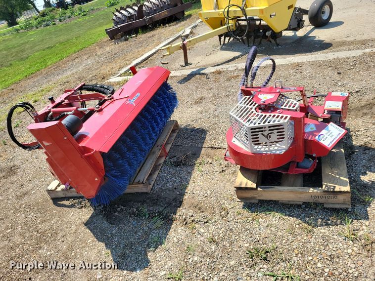 image for item EE1132 (2) Ventrac KA160 attachments
