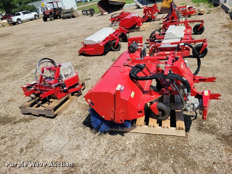 image for item EE1132 (2) Ventrac KA160 attachments