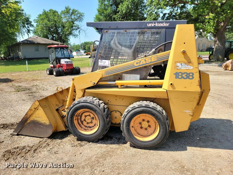 image for item EE1134 Case 1838 skid steer loader