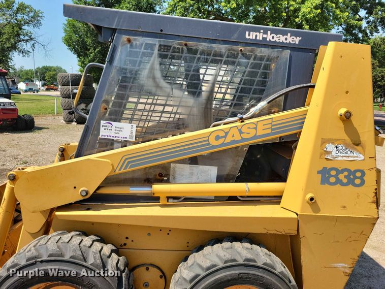 image for item EE1134 Case 1838 skid steer loader