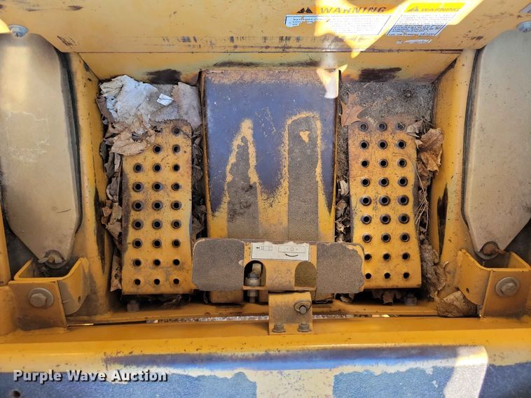 image for item EE1134 Case 1838 skid steer loader